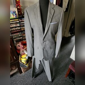 Ryan  Seacrest Men's Gray Suit